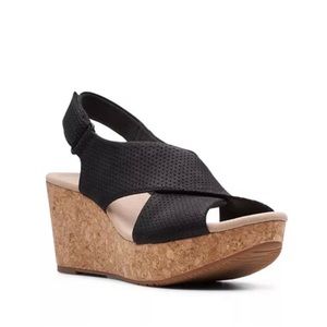 CLARKS WOMEN’S WEDGE SANDALS